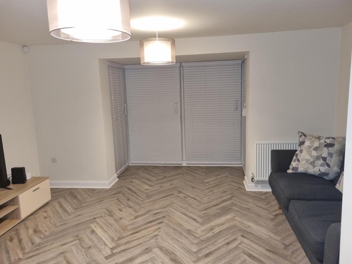 26 Lindhurst Way West 曼斯菲尔德 外观 照片