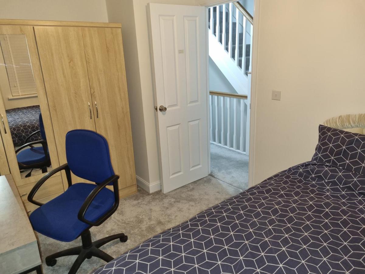 26 Lindhurst Way West 曼斯菲尔德 外观 照片